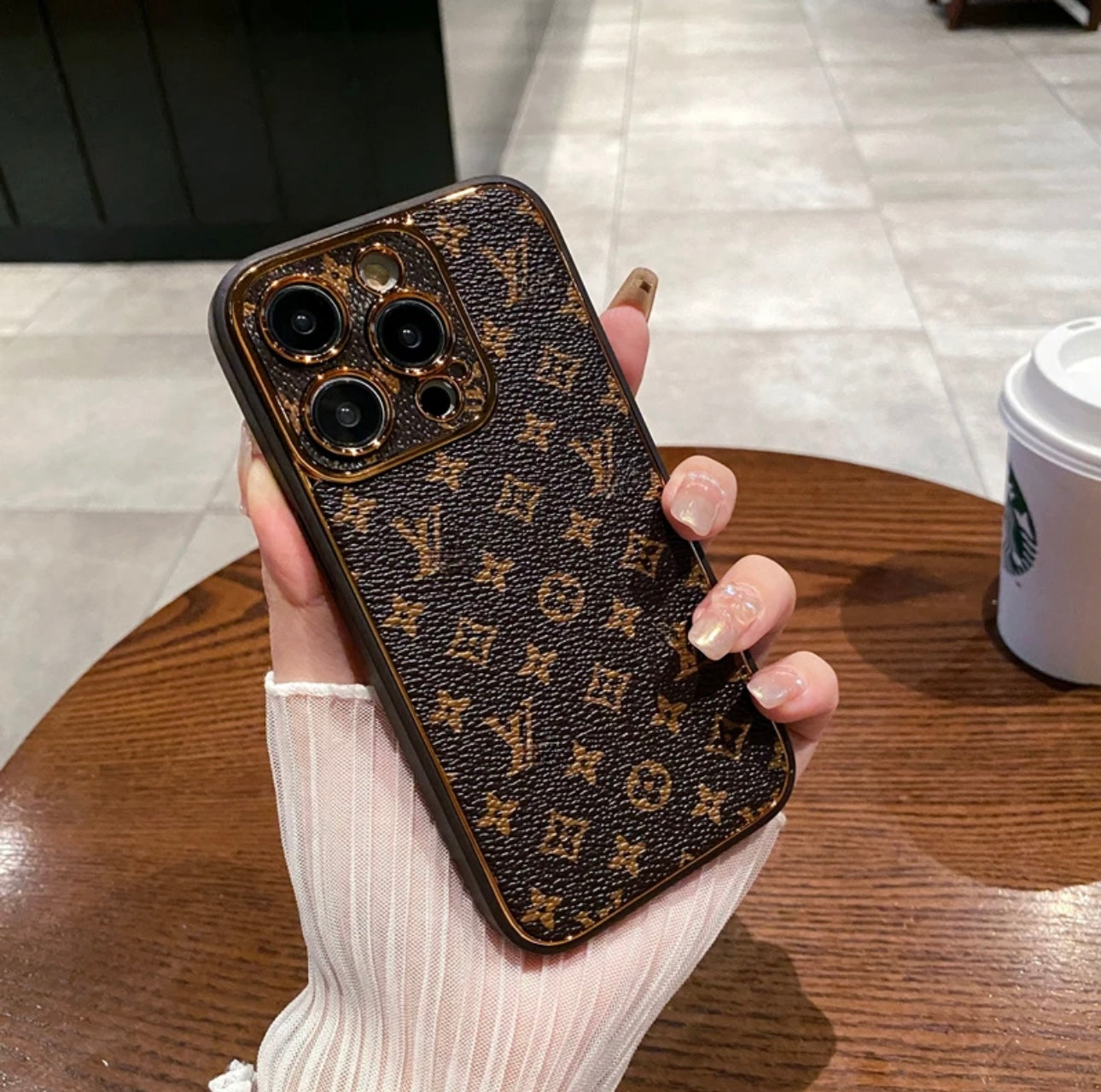 NYTT LV Shine x Mono iPhone-deksel (med boks)