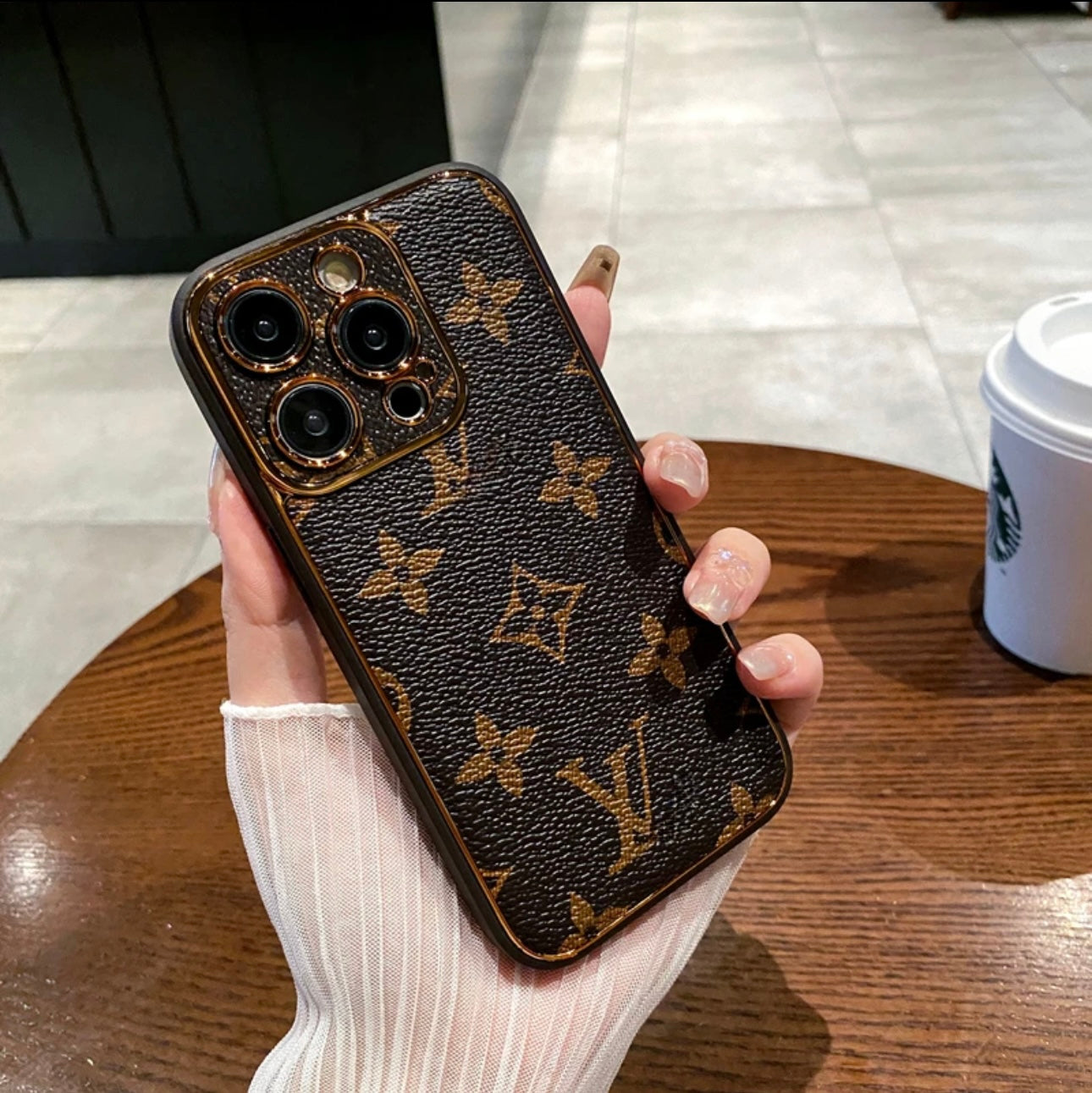 NYTT LV Shine x Mono iPhone-deksel (med boks)