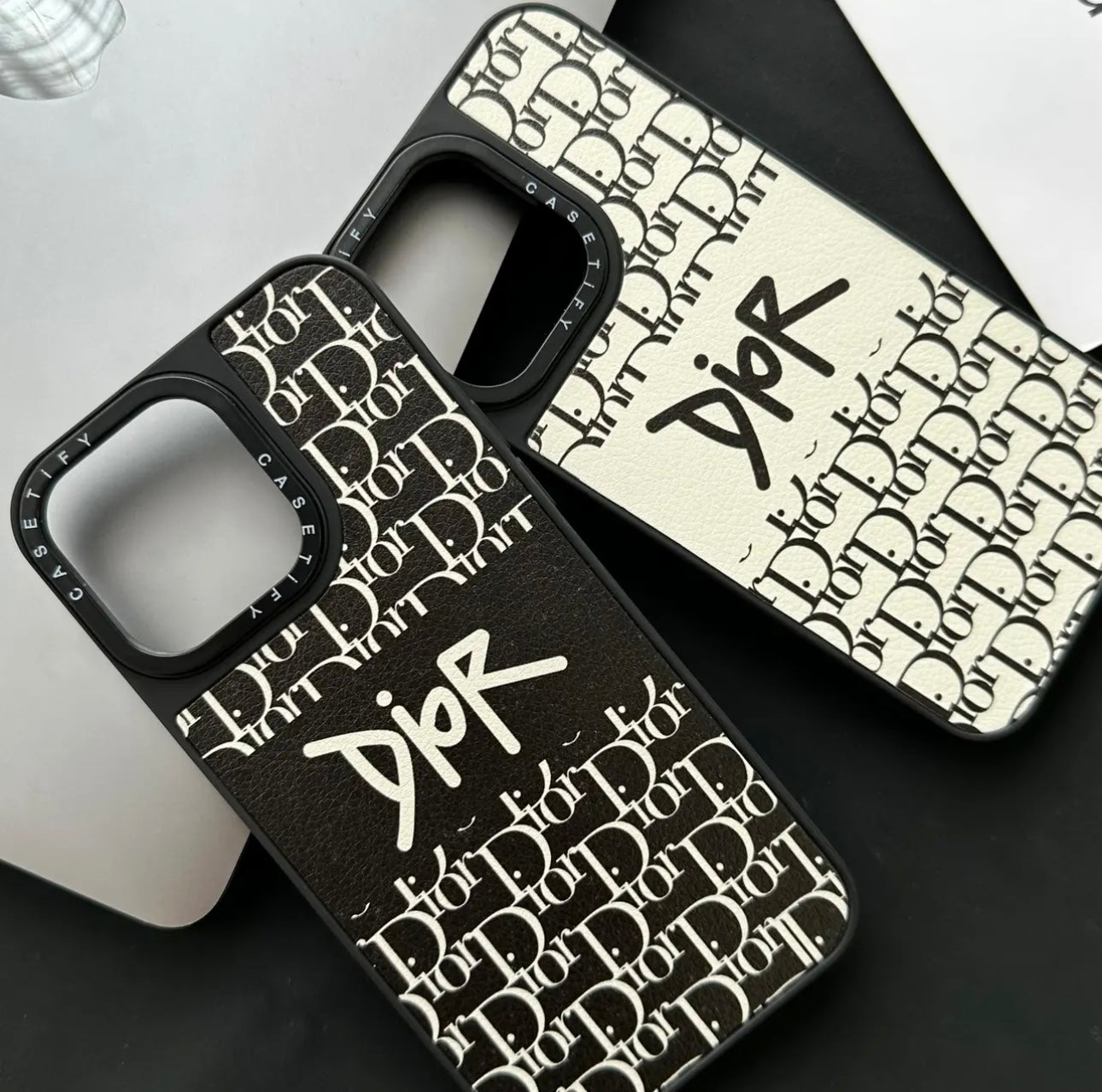 Luxe iPhone-hoesje (letterkleur heeft voorrang)