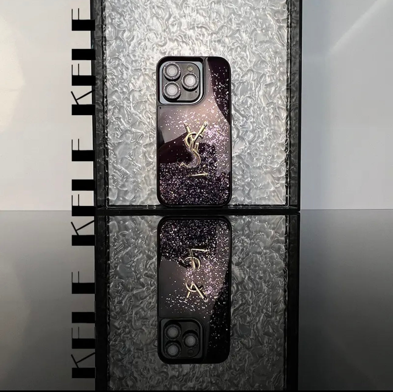 Coque iPhone YSL Shine x Mono (avec chaîne)