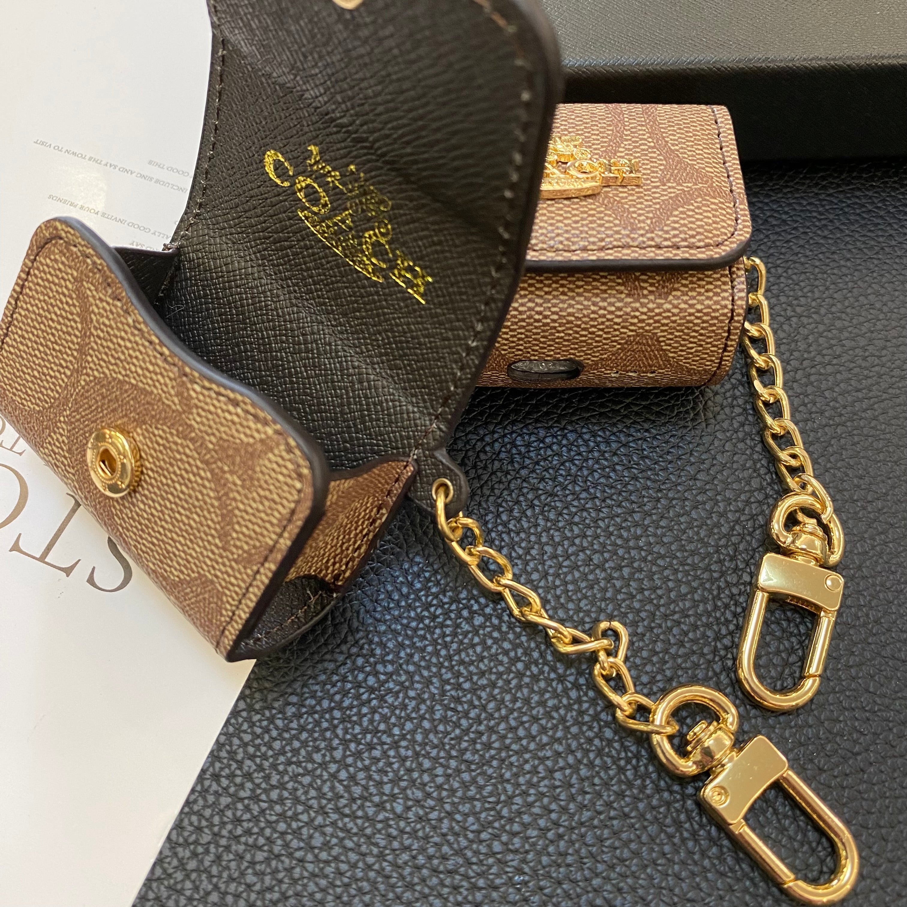 Fundas Luxury Coach para AirPods Marrón claro-LGK240425