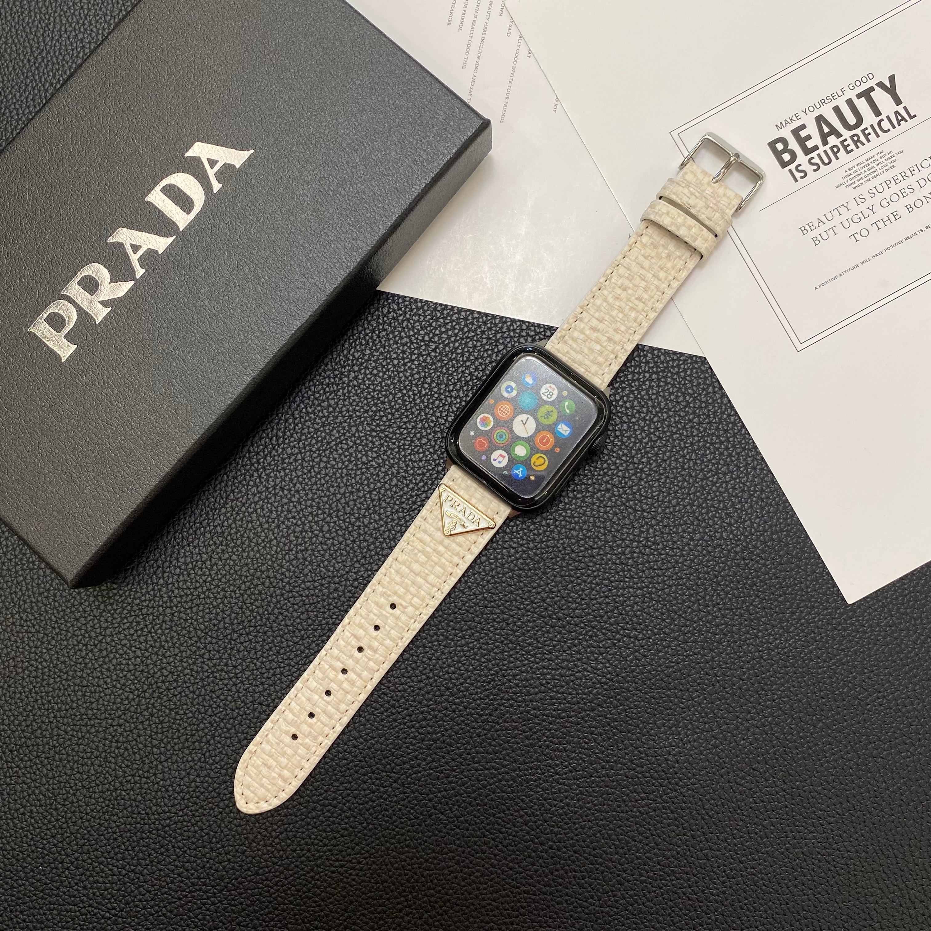 Stickat Prada Apple Watch Band Vit-BZK240509