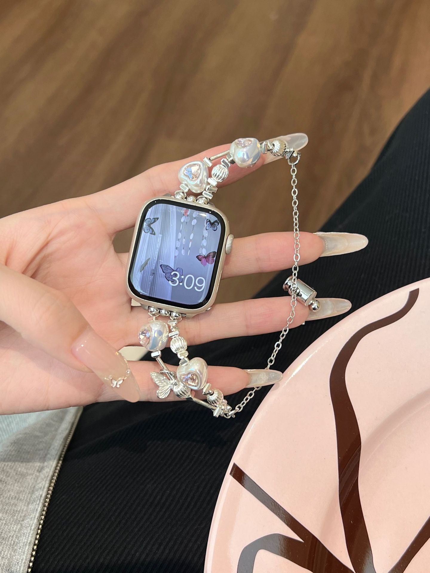 Bracelet Apple Watch avec fermeture éclair en métal et papillon en forme de cœur et de diamants