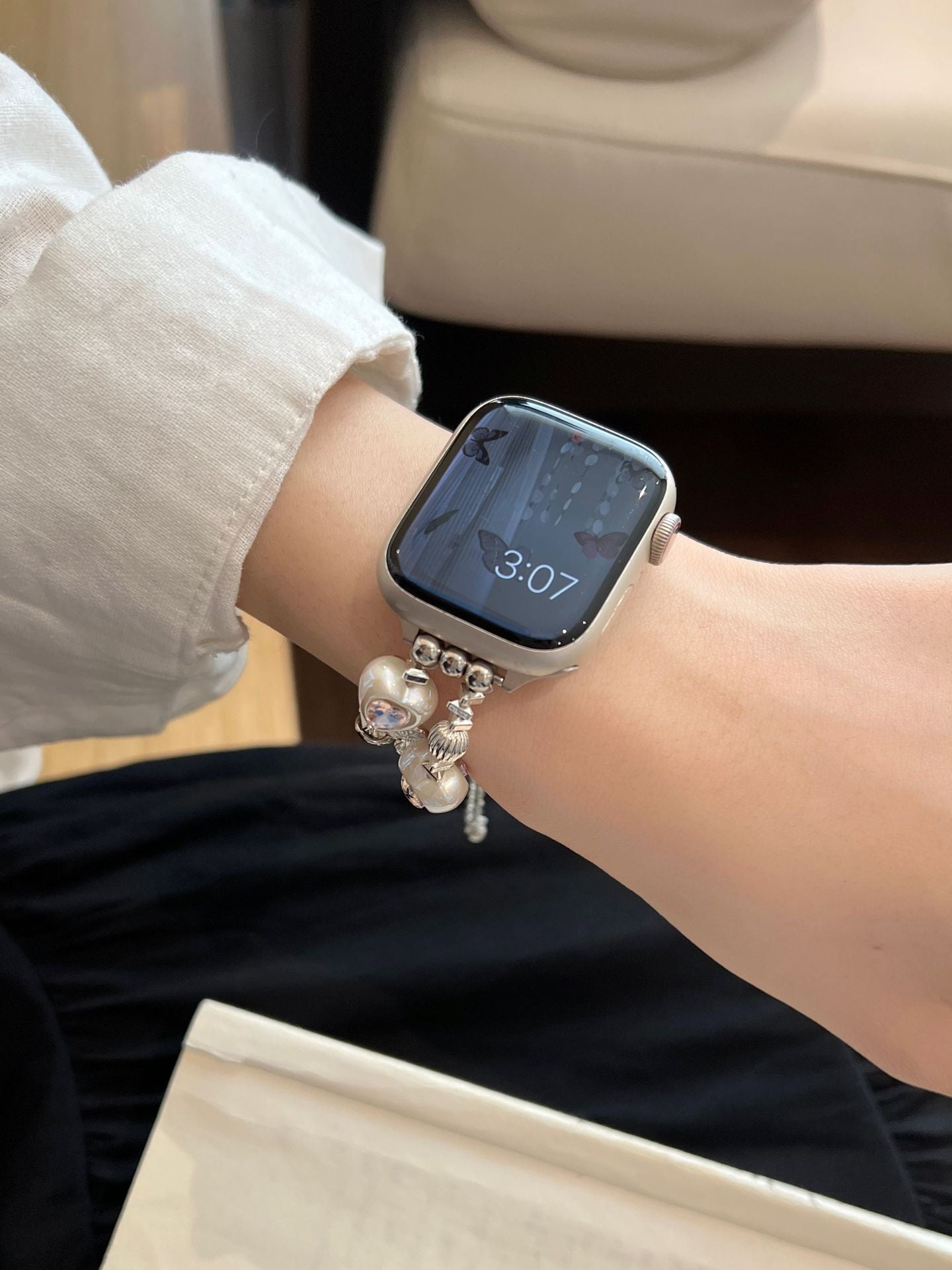 Correa para Apple Watch con cremallera metálica y mariposa de diamantes y corazón