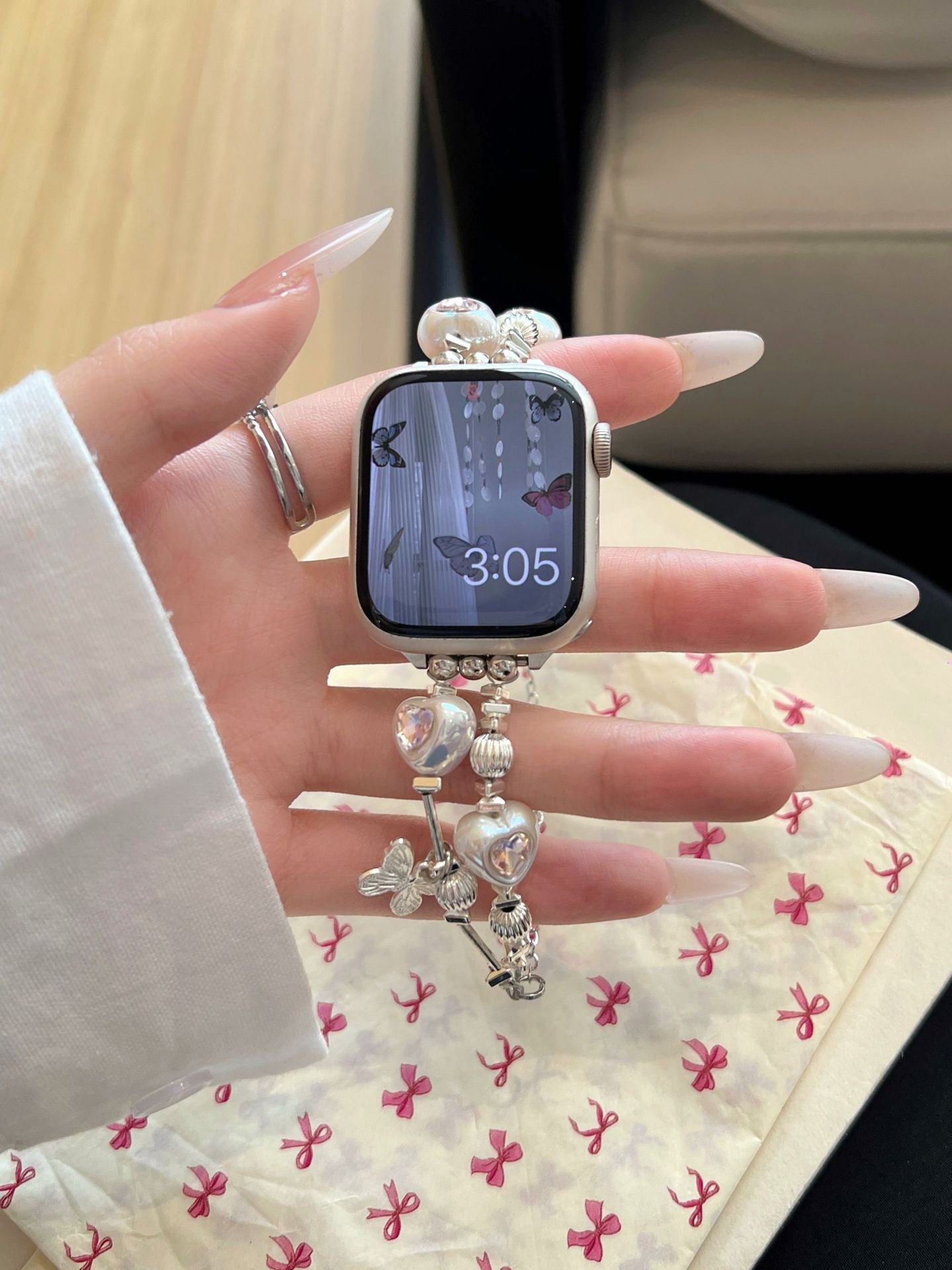 Correa para Apple Watch con cremallera metálica y mariposa de diamantes y corazón