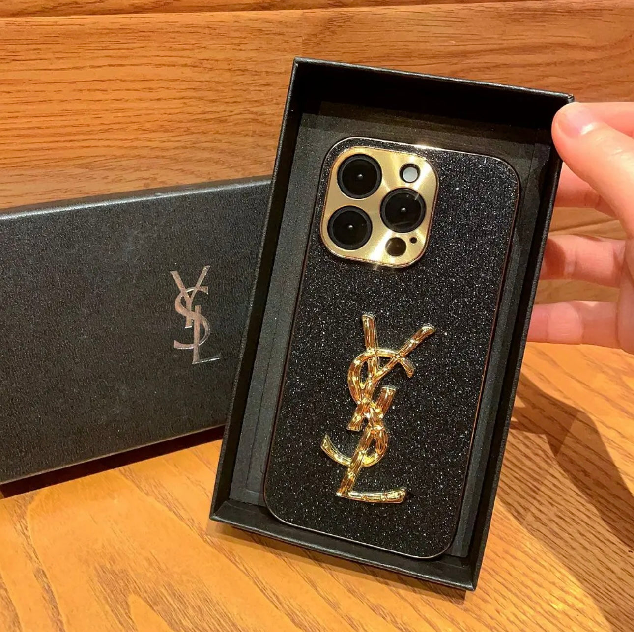 YSL x Mono iPhone-etui (med æske) | Skinne